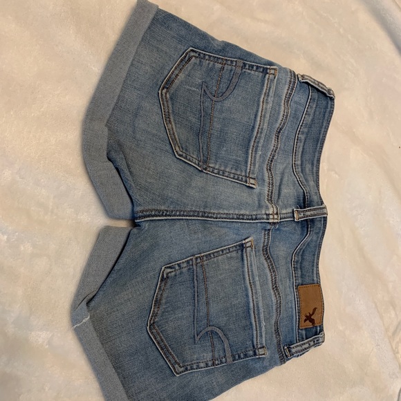 American Eagle Outfitters High Waisted Shorts - Picture 2 of 3